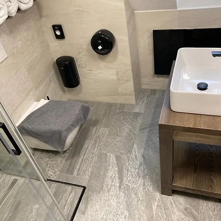 Stara Zvonica Penzión pre hostí 3*